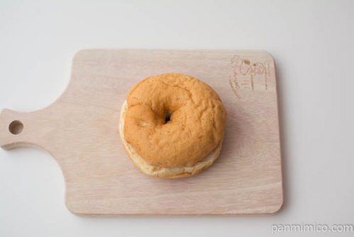 サラダチキンのもっちさんど（ライ麦入り）【ヤマザキ】上から見た図