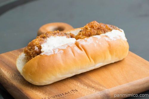 タルタルソースのチキン南蛮カツロール【ローソン】横から見た図