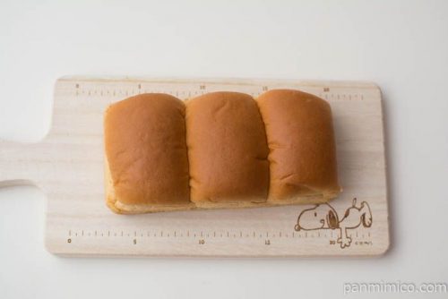 丸福珈琲店監修 牛乳ぱん 珈琲クリーム【Pasco】上から見た図