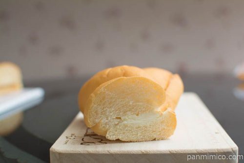 北海道練乳ツイスト【フジパン】中身はこんな感じ