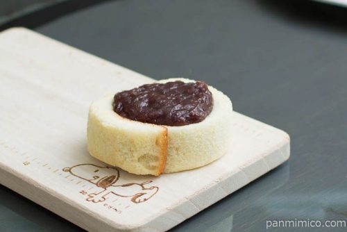 あいすまんじゅう風ロールケーキ【ヤマザキ】横から見た図