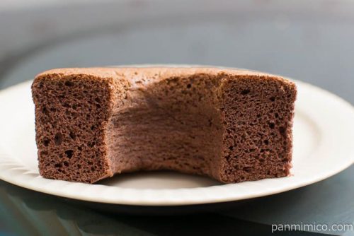 ローソン ふわふわココアシフォンケーキ（淡路島産牛乳入り）中身はこんな感じ