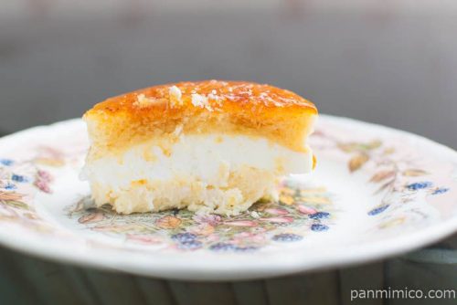 ブリュレチーズケーキ【ファミリーマート】中身はこんな感じ