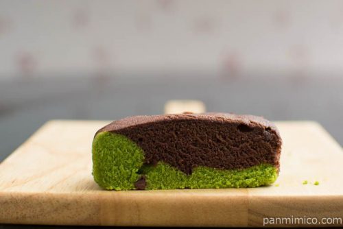 和みのチョコケーキ 薫る抹茶【神戸屋】中身はこんな感じ