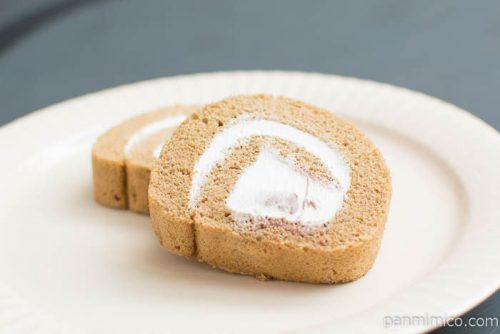 カフェショコラのロールケーキ【オランジェ】横から見た図