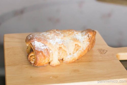 ブーランジュリー エピチョココロネ横から見た図