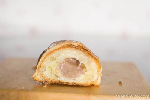 ブーランジュリー エピチョココロネ中身はこんな感じ