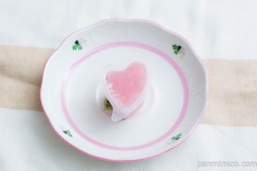 蒟蒻畑 いちごミルク【マンナンライフ】中身はこんな感じ