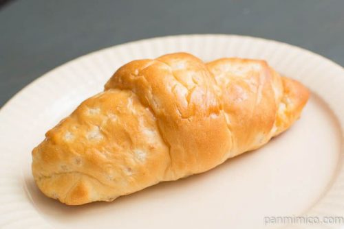 もち麦塩バターパン【神戸屋】横から見た図