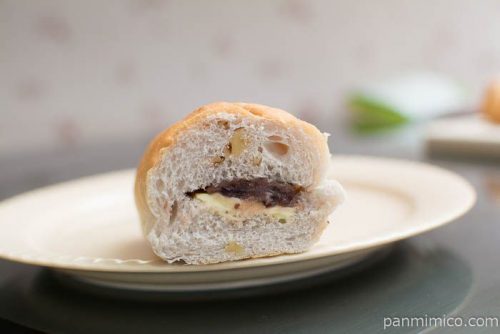 くるみフランス　つぶあん＆マーガリン【Pasco】断面図