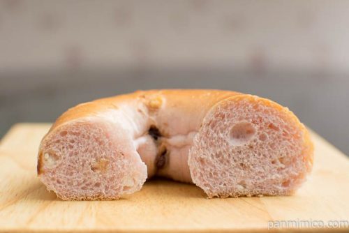 ＭｙＢａｇｅｌ ストロベリー＆ホワイトチョコ【Pasco】断面図