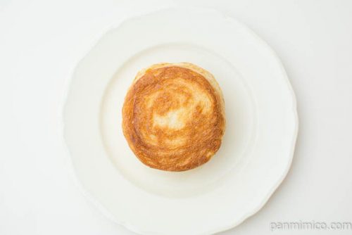 マチノパン　まんまるデニッシュ　ミルククリーム【ローソン】上から見た図