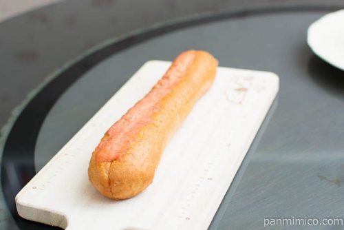 マチノパン　めんたいフランス【ローソン】横から見た図