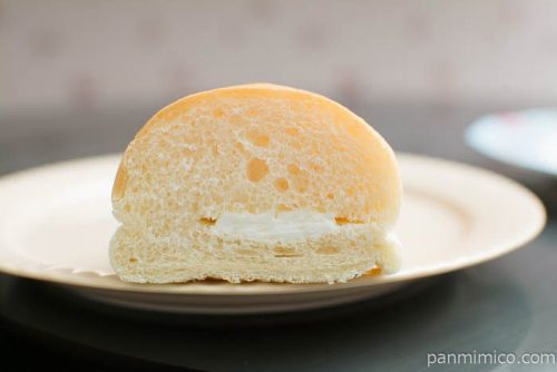 塩フランスコッペ 塩バニラ【フジパン】断面図