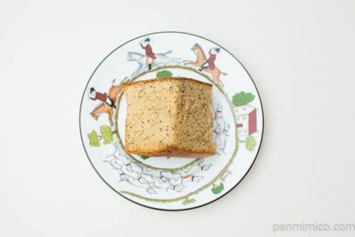 紅茶のシフォンケーキ【セブンイレブン】上から見た図