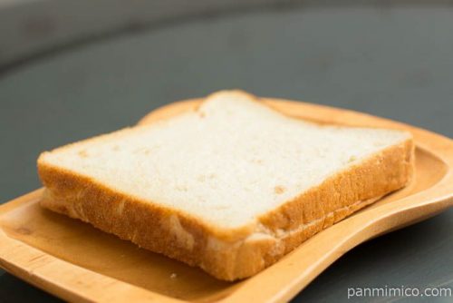 もち麦入り食パン【Pasco】横から見た図