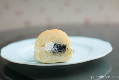 こめこっぺ黒ごまミルク【神戸屋】断面図