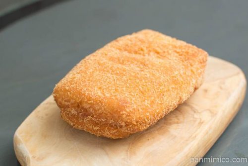 たまごと鶏そぼろドーナツ【神戸屋】横から見た図