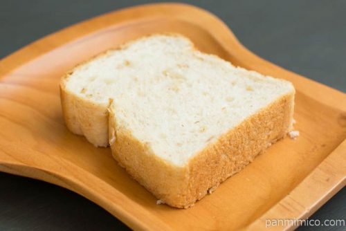 もち麦入りブレッド（3）【ヤマザキ】横から見た図