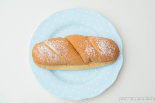 お米コッペ~小倉&ホイップ~【フジパン】上から見た図