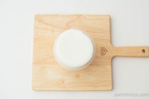 まっ白ミルクのスフレ・プリン【ファミリーマート】上から見た図