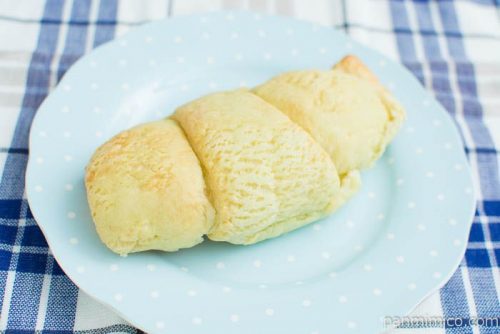 フルーティメロンクロワッサン【ローソン】横から見た図