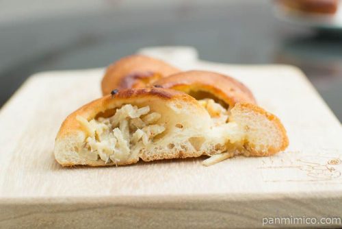 マチノパン　ごぼうエピ【ローソン】断面図