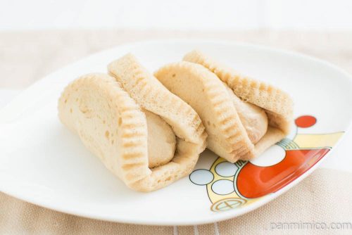 黒糖オムレット(ミルキークリーム)【不二家】横から見た図