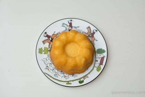 ふかふかもっちのクグロフ【ローソン】上から見た図