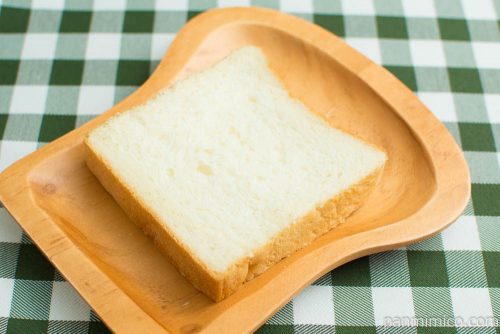 【銀座に志かわ】水にこだわる高級食パンスライス