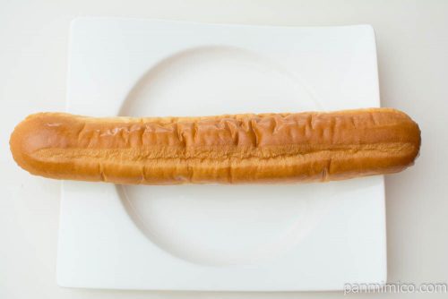 ヤマザキナイススティック（熊本県産メロンの果汁入りゼリー＆大阿蘇牛乳入りホイップ）上から見た図