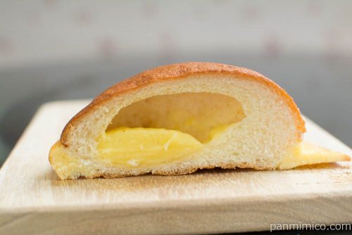 ルフィの麦わらぼうしパン【ヤマザキ】断面図