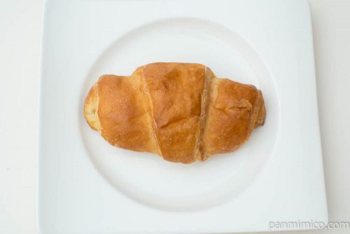 塩バタークロワッサン【ファミリーマート】上から見た図