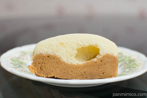 タピオカミルクティー風味蒸しケーキ【ヤマザキ】断面図