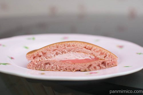 ルビーチョコ＆ベリーパンケーキ 2個入【Pasco】断面図