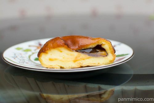 ぷるシュー-ぷるるんとしたプリンシュー-【ローソン】断面図