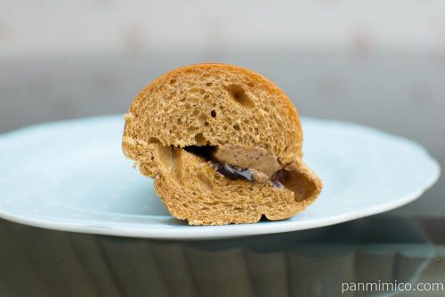 国産小麦の黒糖じゃりこっぺ【Pasco】断面図