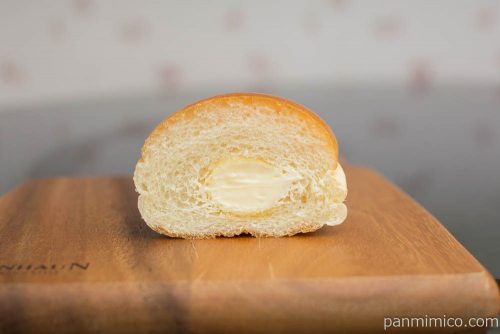 ルヴァンバターロール(マーガリン入り)(6)【ヤマザキ】断面図