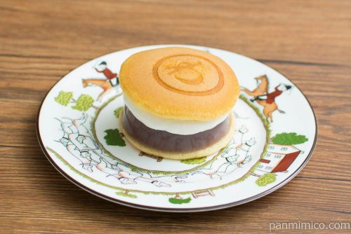 (わスイーツ)どら羹【モンテール】横から見た図