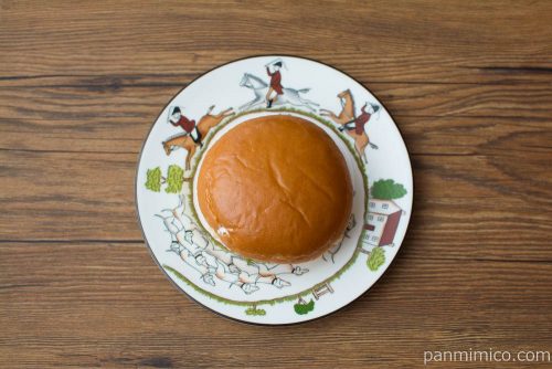 ホイップクリームパン【神戸屋】上から見た図