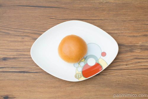 タピオカミルクティー風味クリームパン(4)【ヤマザキ】上から見た図