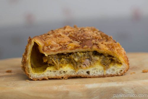 バックハウスイリエビーフカレー断面図