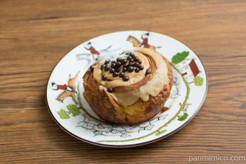 ブーランジュリーグルマンカフェモカロール横から見た図