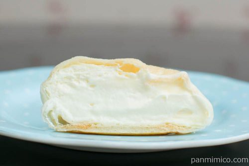 ホボクリム-ほぼほぼクリームのシュー- 【ローソン】断面図