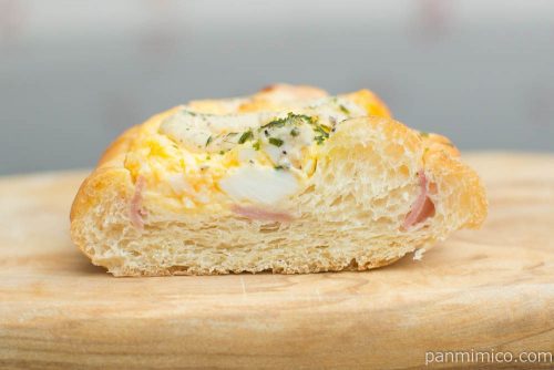 NL　大麦のハムたまごロール【ローソン】断面図