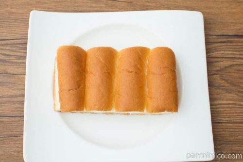 北海道産牛乳で仕込んだ牛乳パン【ファミリーマート】上から見た図