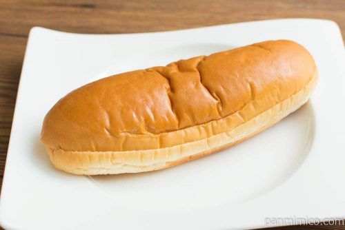 フエキくんのコッペパン（ミルククリーム）【ローソン】横から見た図