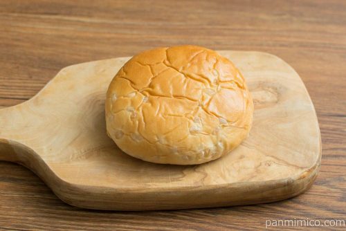 もち麦パン　４種のチーズ【神戸屋】横から見た図