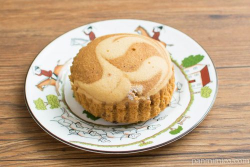 キャラメル蒸しケーキ【タカキベーカリー】横から見た図