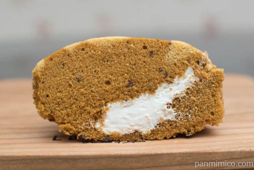 キャラメル蒸しケーキ【タカキベーカリー】断面図